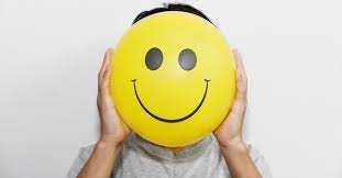 Ndaloni këto 10 gjëra nëse doni të jeni i lumtur