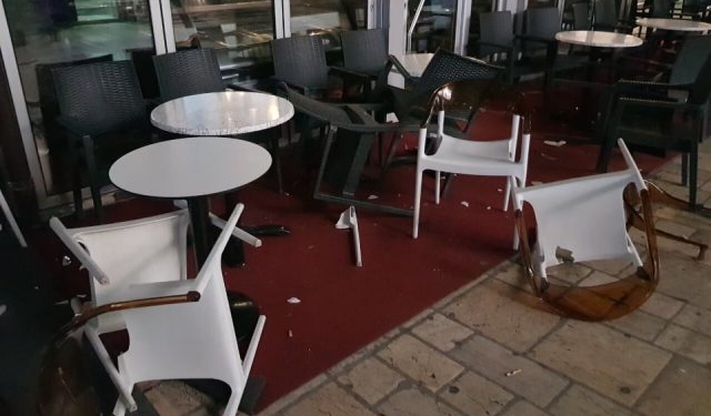 Kanosin pronarin dhe shkaktojnë dëme në lokal, arrestohen 4 presona