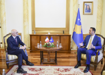 Konjufca kërkon nga Franca mbështetje për heqjen e vizave