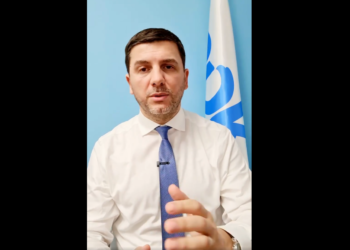 Krasniqi refuzon ftesën e Kurtit për takim