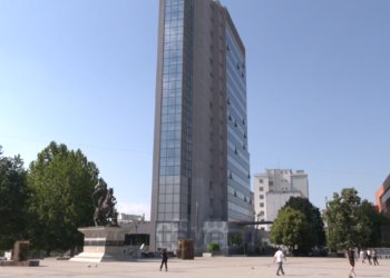 Ekonomistët vlerësojnë se ndërhyrja e Qeverisë në politika të çmimeve mund të ketë pasoja