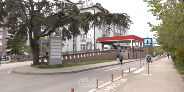 Infermierët po braktisin vendin