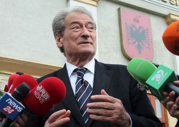 Berisha: Edi Rama ia futi thikën pas shpine Kosovës