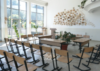 SBASHK-u kundërshton vendimin për zëvendësimin e orëve