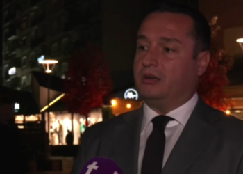 Pula për vizitën e Escobarit: Çdo kërkesë e amerikanëve duhet trajtuar me kujdes