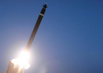 Koreja e Veriut teston dy raketa balistike