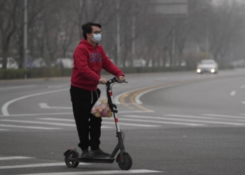 6.6 milionë kinezë i kthehen karantinës