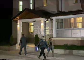 Zyrtarë të Ministrisë së Punës dhe Transfereve arrijnë në Qendrën e të moshuarve “Orenda”