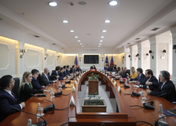 Osmani në takim me zyrtarë amerikanë, në fokus “partneriteti me SHBA-në”