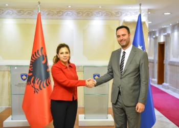 Anëtarësimi i Kosovës në organizata ndërkombëtare, temë e takimit Konjufca – Xhaçka