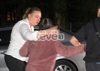 Largohet nga shtëpia e pleqve e moshuara që u rrah nga infermierja