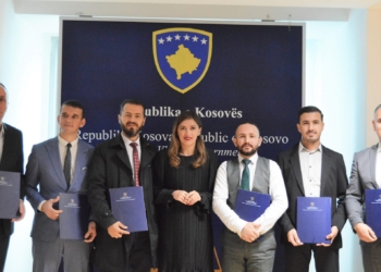 Përmbaruesit e rinj Privat betohen para Ministres së Drejtësisë