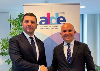 Krasniqi takon eurodeputetë, merr mbështetje për t’iu bashkuar familjes liberale