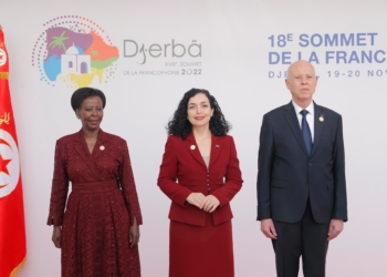 Në hapje të punimeve të Samitit të Frankofonisë, Osmani mirëpritet nga presidenti i Tunizisë