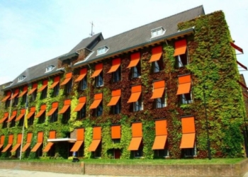 Këta janë diplomatët që mbrojtja e Thaçit synon t’i thërras si dëshmitarë