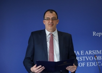 Jep dorëheqje zëvendësministri Pupovci