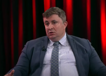 Nurellari i PDK-së: Kosova të pranojë kërkesat e ndërkombëtarëve për targat