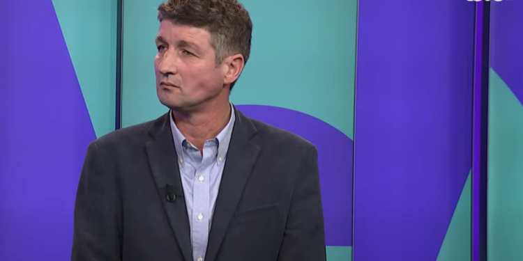 Hoti: Zgjidhja e problemit Kosovë-Serbi është në interesin e Kosovës