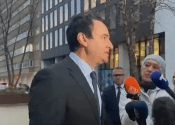 Kurti akuzon Borrellin: Hoqi dorë nga marsi i 2023-ës si afat për normalizim të marrëdhënieve me Serbinë