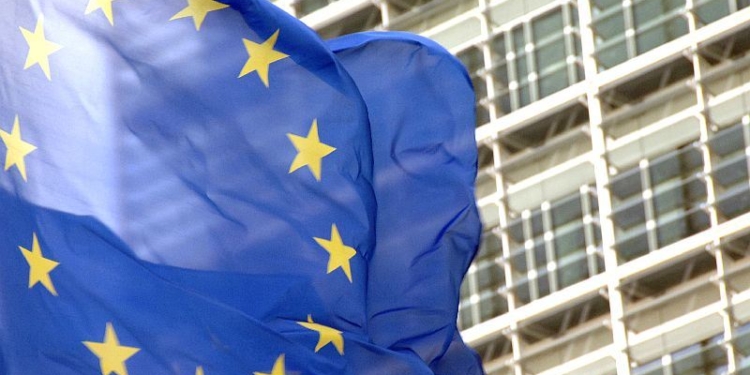 BE-ja i bënë thirrje serbëve që të kthehen në institucionet e Kosovës