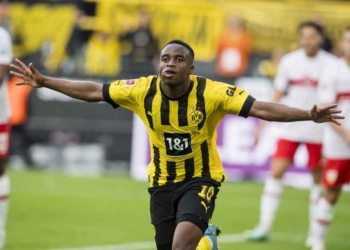 Në Botëror edhe 17-vjeçari i Dortmund