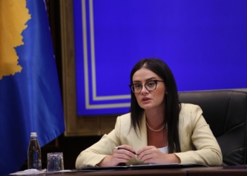 Haradinaj-Stublla: Opozita të mos e përdor Serbinë për vota kundër Qeverisë, po e godasin veten dhe Kosovën