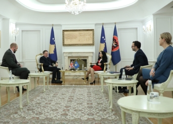 Abbott: Zgjidhja e çështjeve, thelbësore që Kosova të arrijë qëllimet e saj afatgjata