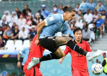 Dy shtylla e frenojnë Uruguajin, Koreja e Jugut “del” nga fusha me një pikë