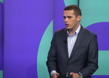 Gruda thotë se kur PDK të kthehet në pushtet do ta shfuqizojë Ligjin për Zyrtarët Publik