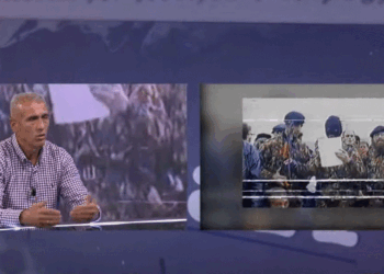 Dalja në skenë e UÇK-së në varrimin e Halit Gecit ishte ide e Adem Jasharit