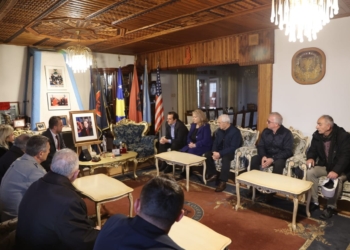 AKR viziton familjen e ish-presidentit Rugova më 28 nëntor