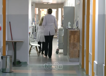 Deputetët e Kosovës hynë në Kuvendin e Shqipërisë