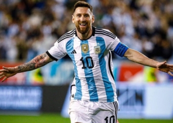 “Topi i Artë”: Messi, Neymar e Mbappe drejtohen nga Kupa e Botës – Haaland i shikon nga shtëpia