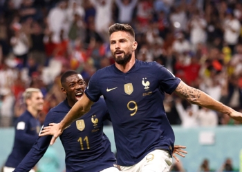 Giroud një gol larg rekordit, Franca në epërsi pas pjesës së parë