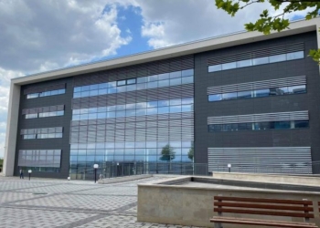 Shoqëria civile kërkon nga Qeveria të anulojë vendimin për pagat në sektorin e drejtësisë