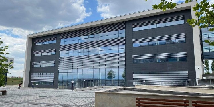 Shoqëria civile kërkon nga Qeveria të anulojë vendimin për pagat në sektorin e drejtësisë