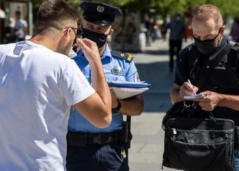 Qytetarët kërkojnë faljen e gjobave që morën për mos respektim të masave anti-Covid