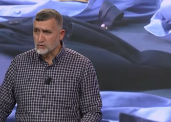 Elezi: Kurti e ka lehtë të eksperimentojë me fëmijët tanë, sepse fëmiu i tij jeton në Norvegji