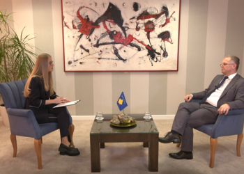 Bislimi thotë se s’ka pasur asnjë plan për takim trepalësh në Bruksel