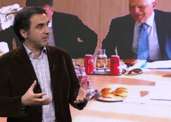 Muhaxhiri: Ka gjasa që të dielën të arrihet një marrëveshje për targat