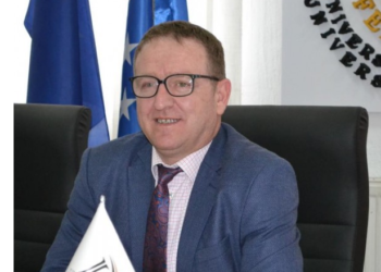 Shkarkohet rektori i Universitetit të Gjakovës, Artan Nimani