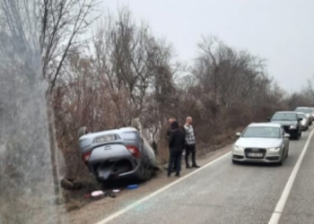 Rrokulliset vetura 4Z, lëndohen 3 veta