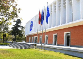 PD: Shqiptarët do të reagojnë si komb i vetëm ndaj çdo akti agresioni të Serbisë