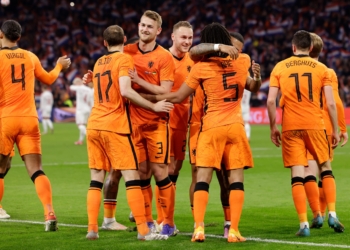 Holandë – Senegal, formacionet zyrtare