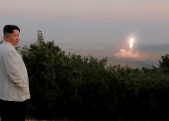 Koreja Veriore lëshon raketë pasi paralajmëroi përgjigje të ashpër ndaj SHBA-së