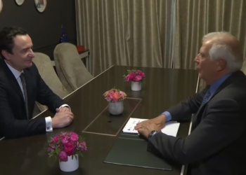 Kurti takohet me Borrellin në Paris