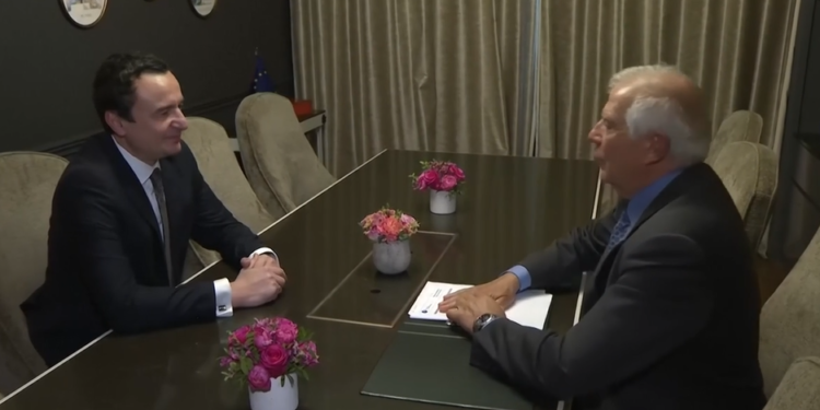 Kurti takohet me Borrellin në Paris