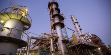 Çmimet e naftës në nivelin më të ulët që nga dhjetori 2021