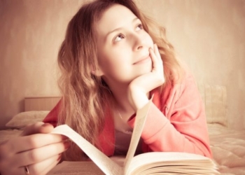 Ja çfarë i ndodhë trurit tuaj kur lexoni çdo ditë