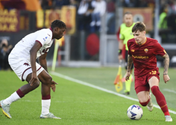 Triller në “Olimpico”, Roma barazon me Torinon – Jose Mourinho mori karton të kuq